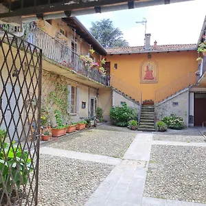  Apartamento Gabbinoholidayhome In Suggestiva Corte
